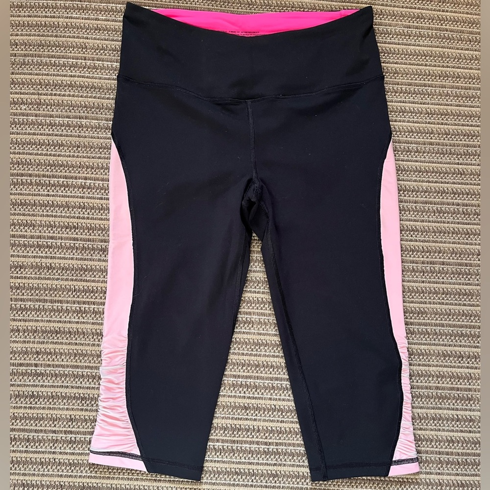 Victoria's Secret Sport Leggings in Black and Pink